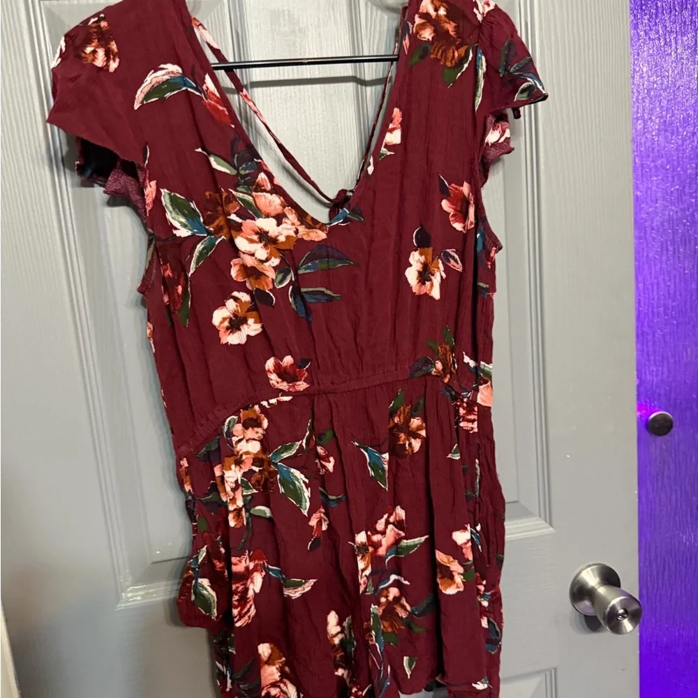 Xhilaration Burgundy‎ Floral Romper